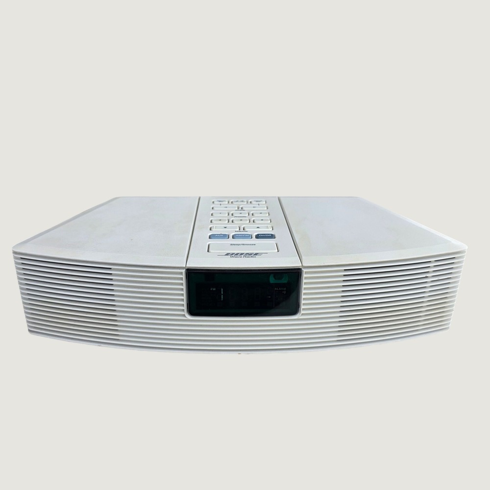 Bose Wave Radio Model AWR1RW White AM/FM Tabletop Alarm Clock Works no remote